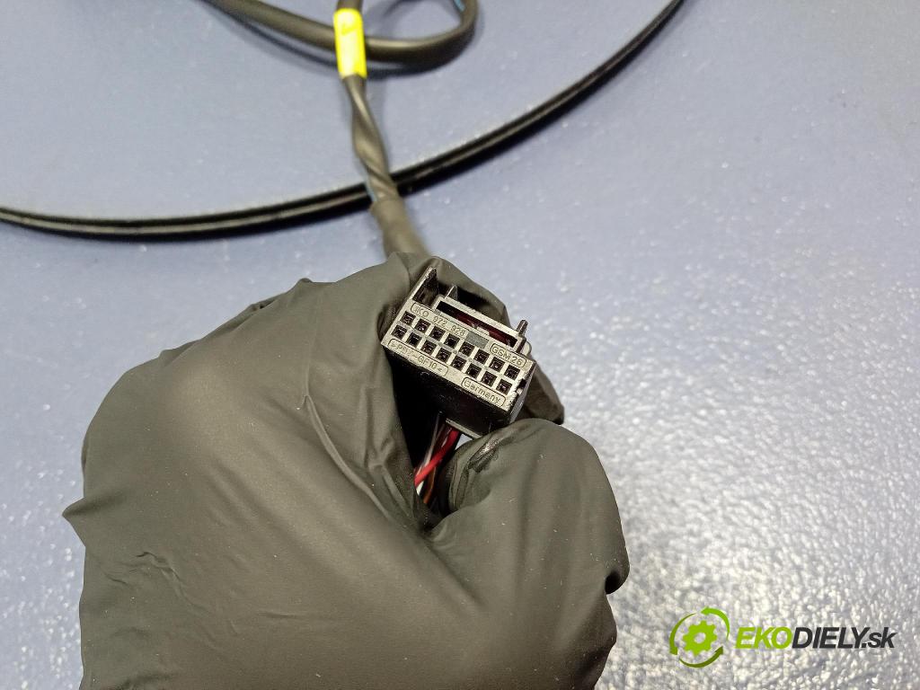 Vw Arteon 2024 zrkadlo pravé 0414150