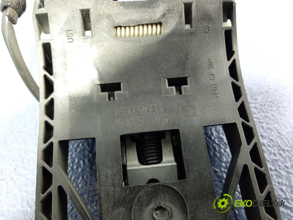 Vw Arteon 2024 zámek dveře před v pravo: 5TB837016D