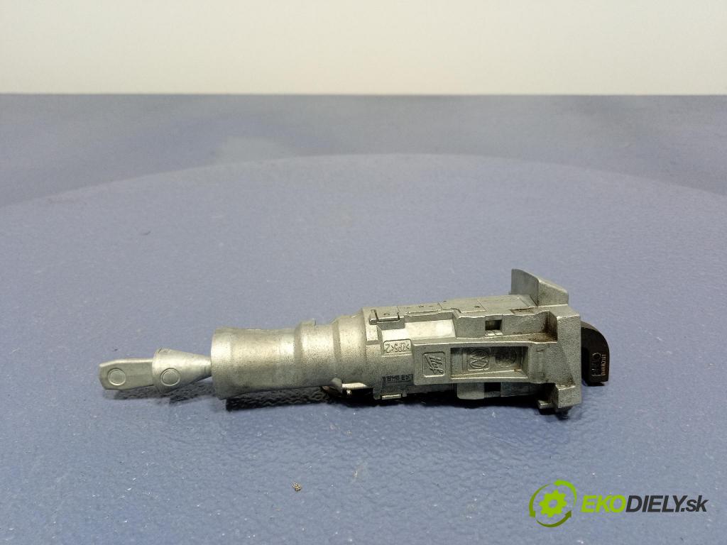 Vw Arteon 2024 klika před levá 3G8837168