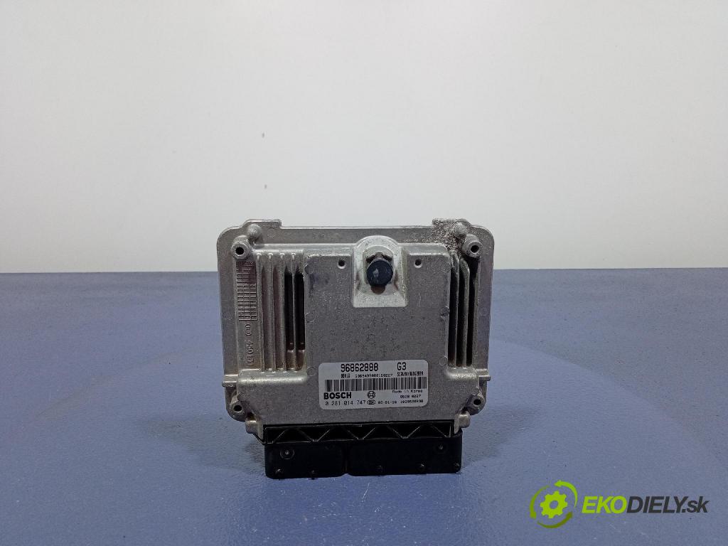 Chevrolet Epica 2008 řídící jednotka Motor: 96862888