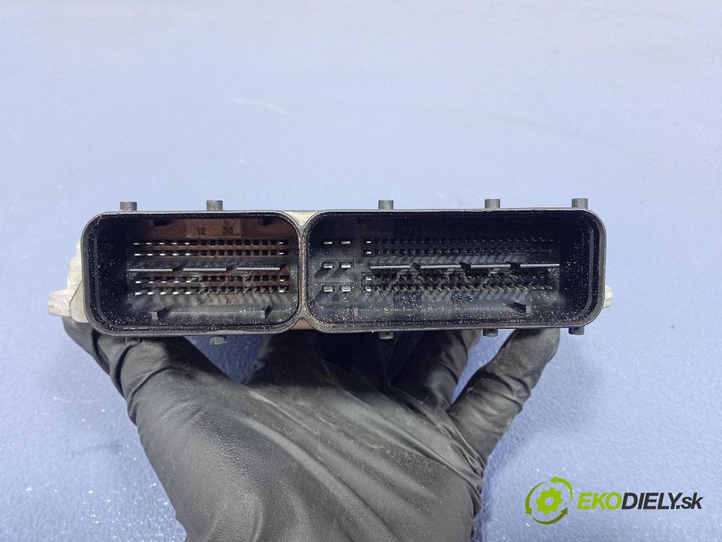 Chevrolet Epica 2008 řídící jednotka Motor: 96862888