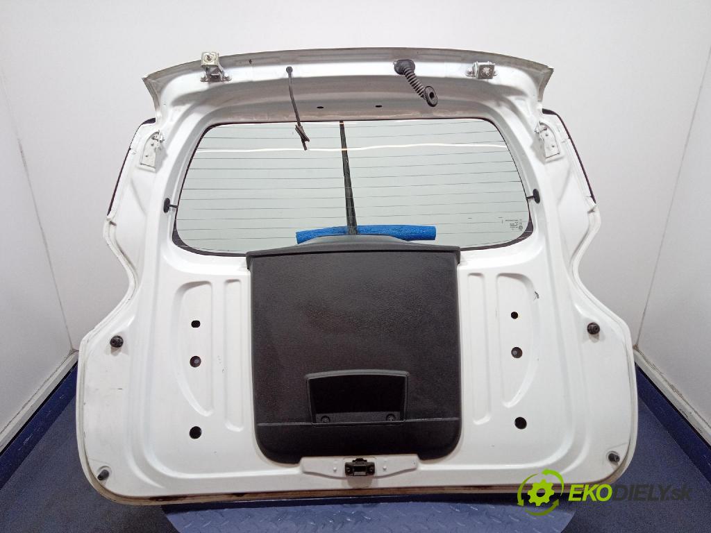 Dacia Lodgy 2018 zadní dveře kufra: kufr 