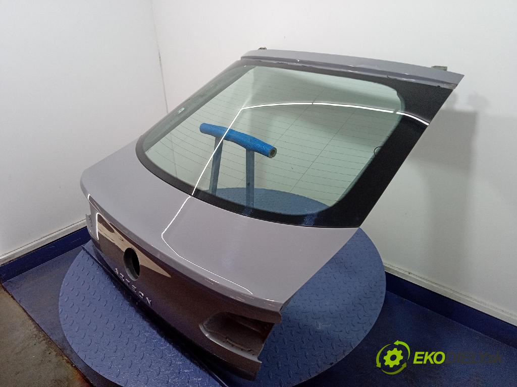 Vw Arteon 2024 zadna dveře kufra: kufra: