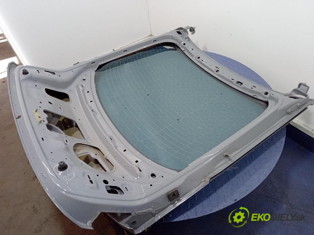 Vw Arteon 2024 zadní dveře kufra: kufr 