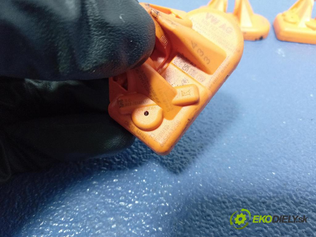 Vw Arteon 2024 snímač Tlak Pneumatiky: 5Q0907275F