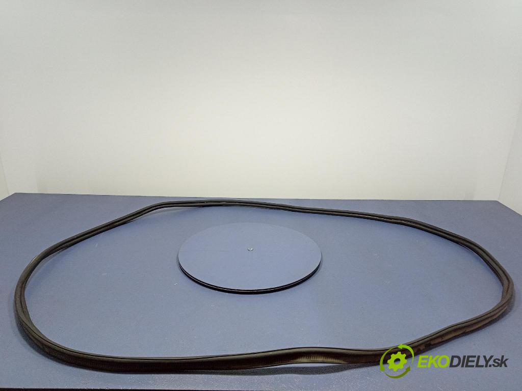 Vw Arteon 2024 Těsnění: Kryty kufr 3G8827705