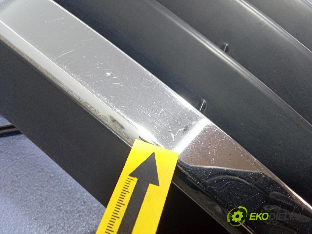 Vw Touran 2007 miežka / Gril: 1T0853651D