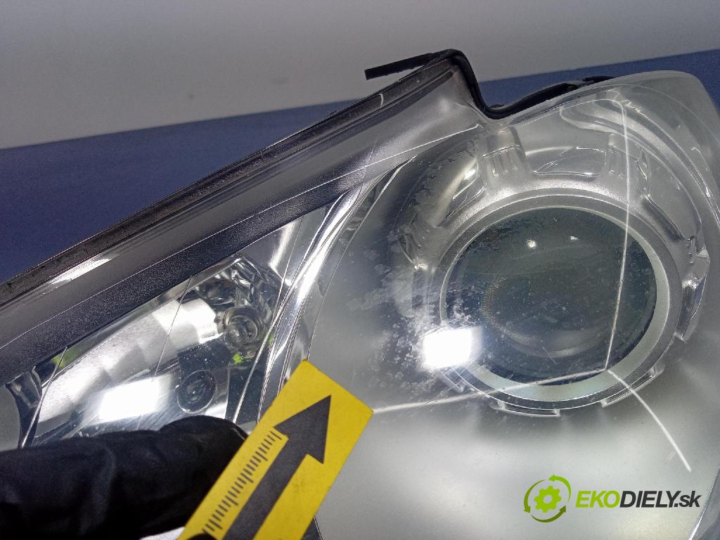 Vw Touran 2007 Reflektor: Vľavo: 1T1941005B