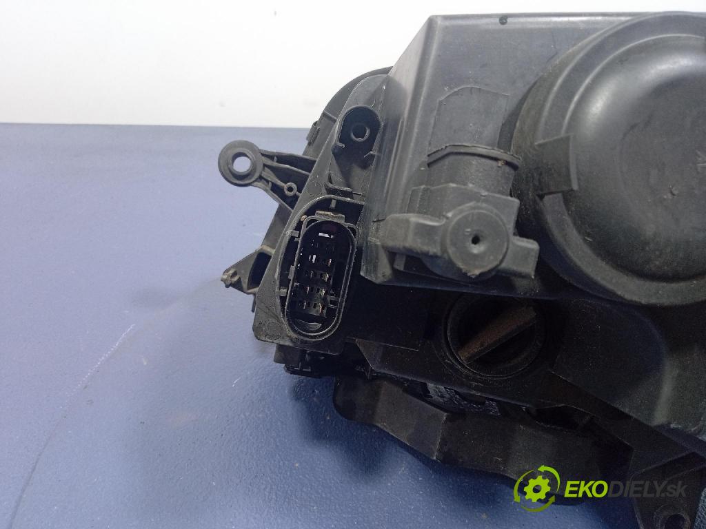 Vw Touran 2007 Reflektor: v pravo: 1T1941006B