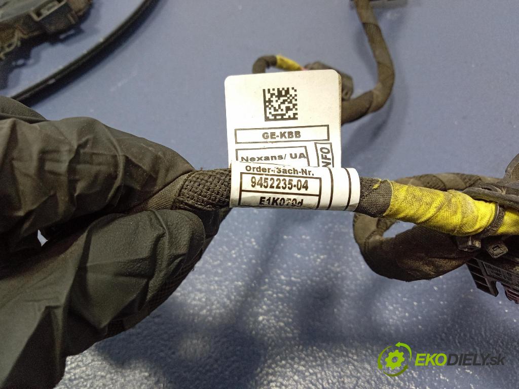 Bmw Seria 3 0 instalace Elektrický: 9452235