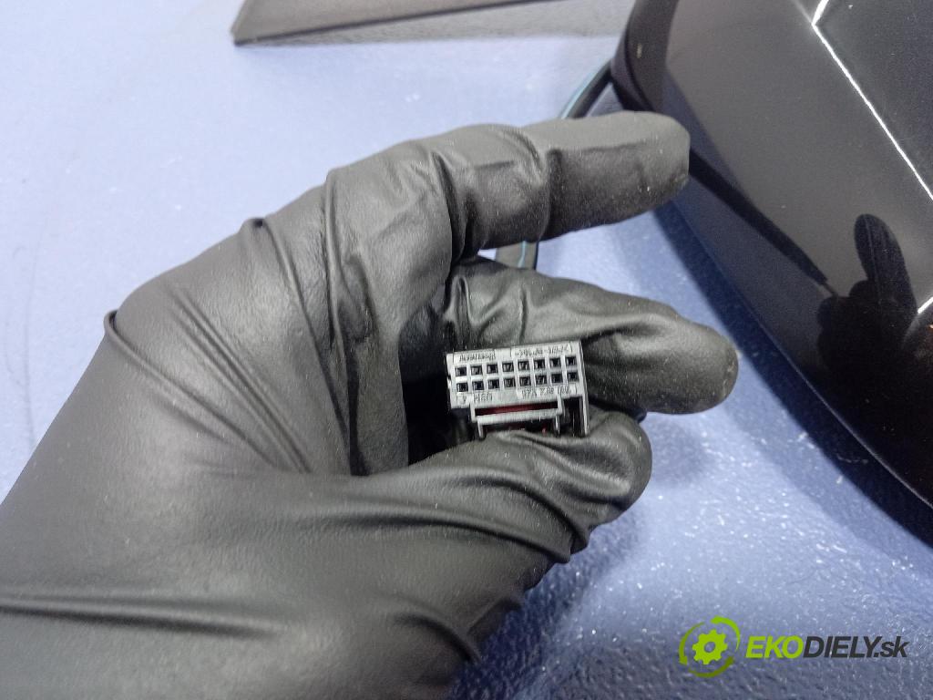 Vw Touran 2007 zrkadlo pravé