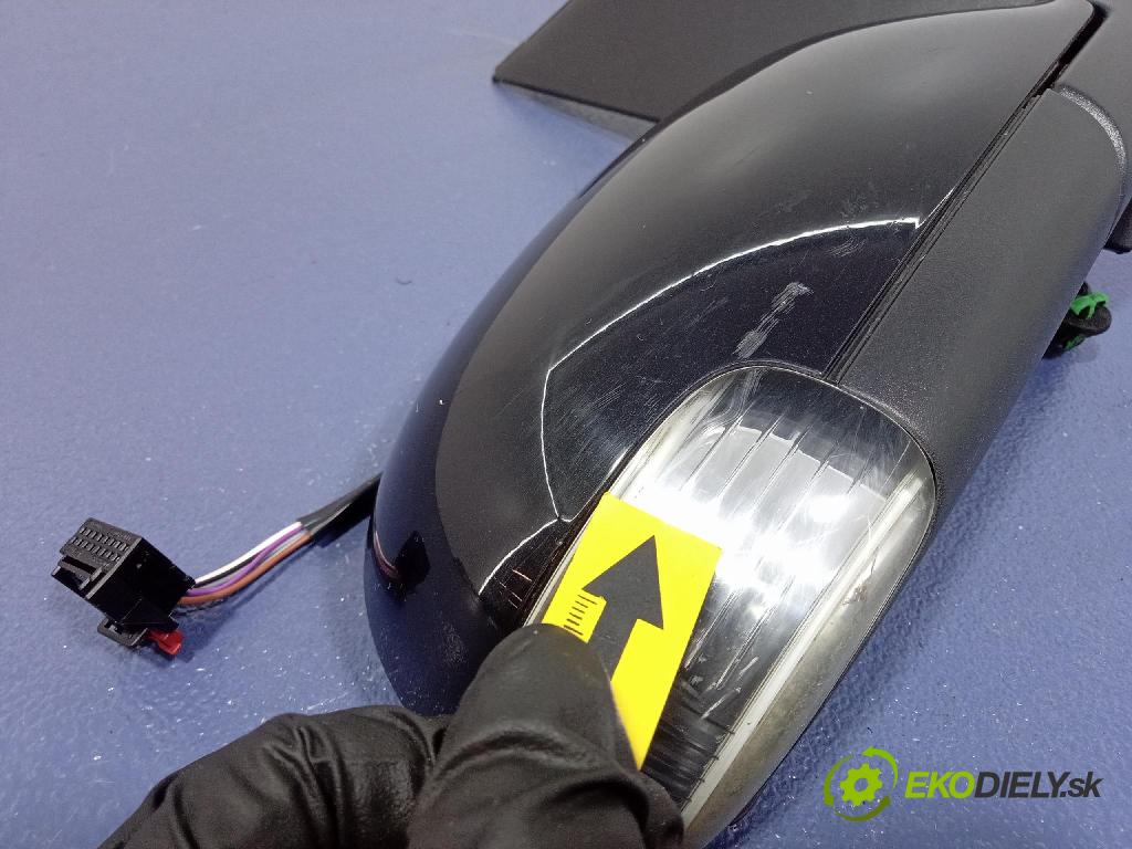 Vw Touran 2007 zrkadlo pravé 