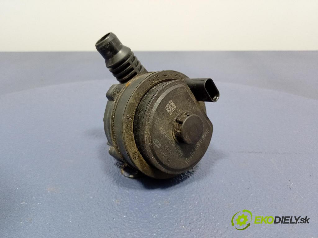 Bmw Seria 3 0 čerpadlo Voda: 8651287