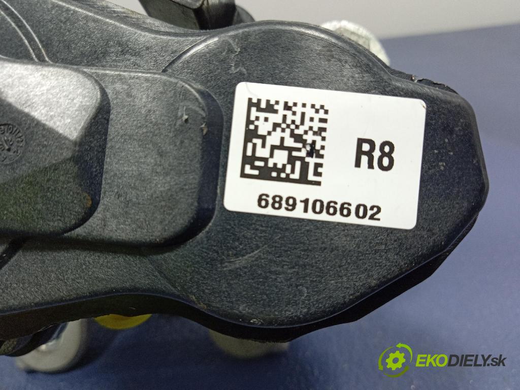 Bmw Ix2 2025 brzdič brzdový zad v pravo: 689106602