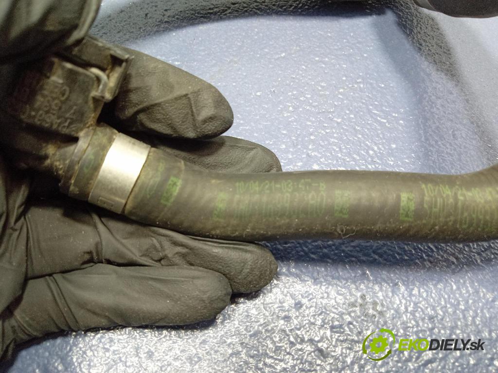 Bmw Seria 3 0 rúrka Chladič: 8742080