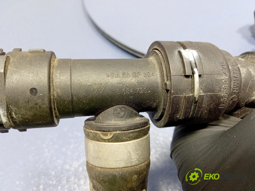 Bmw Seria 3 0 rúrka Chladič: 8742080