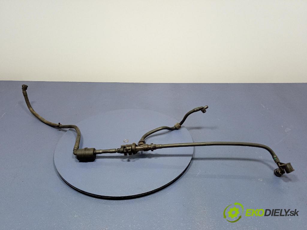 Bmw Seria 3 0 trubka Vzduch: 7643106