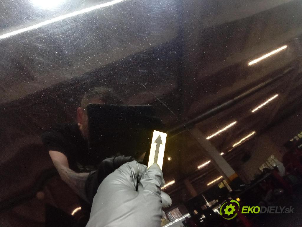 Vw Touran 2007 kapota přední: