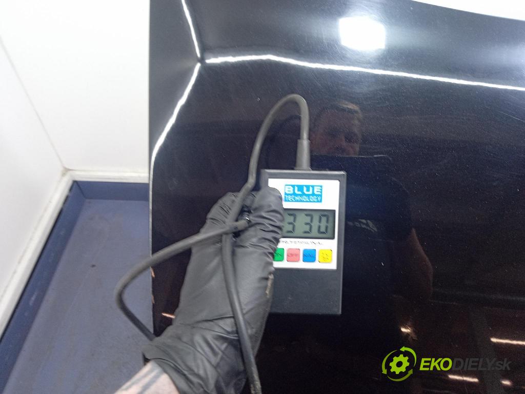 Vw Touran 2007 kapota přední: