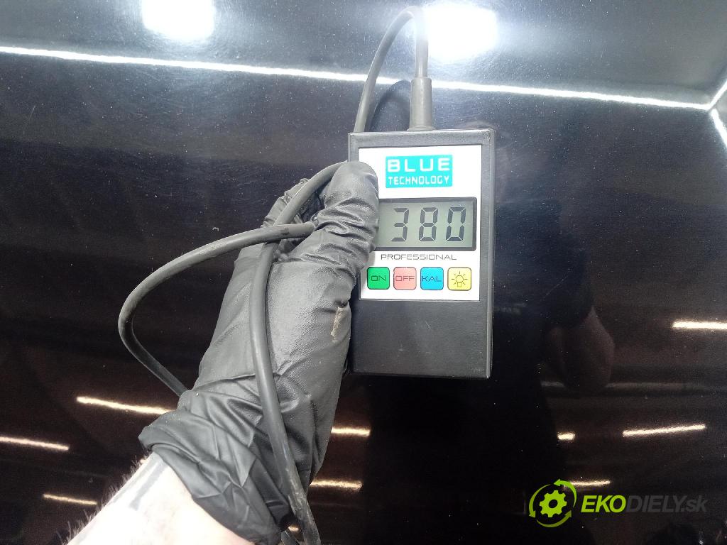 Vw Touran 2007 kapota přední: