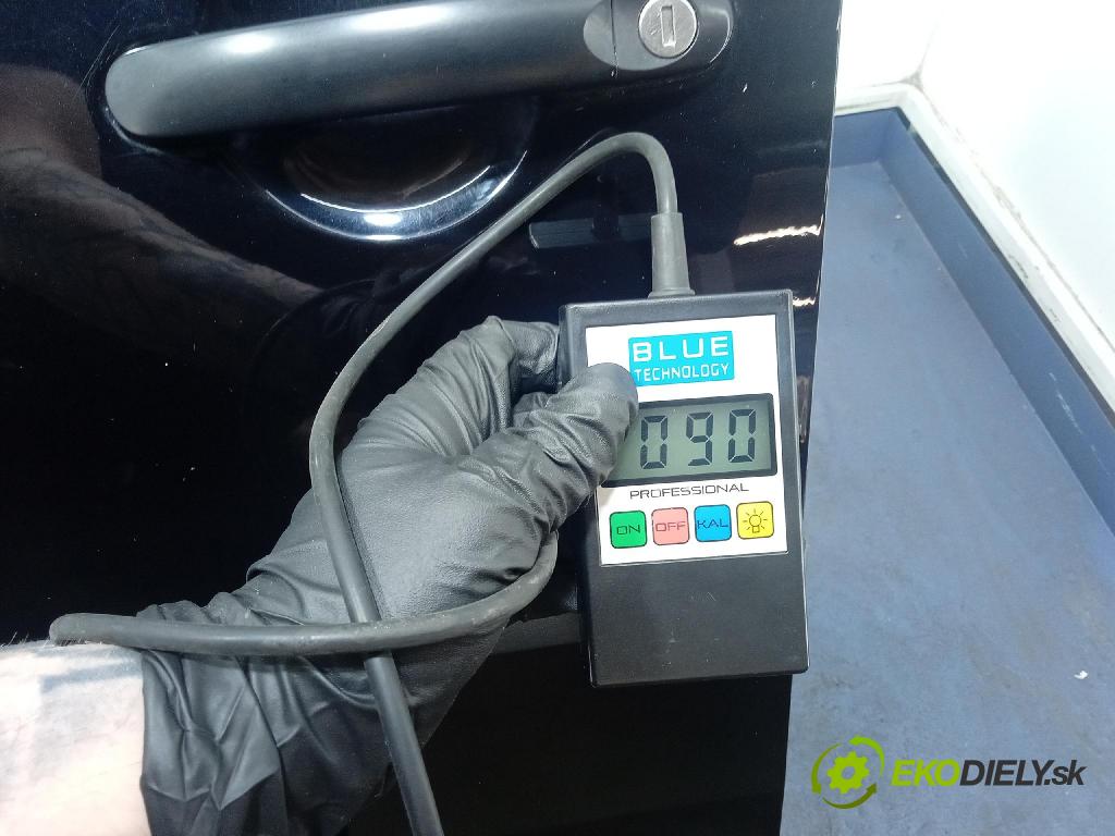 Vw Touran 2007 dvere Predné Vľavo: