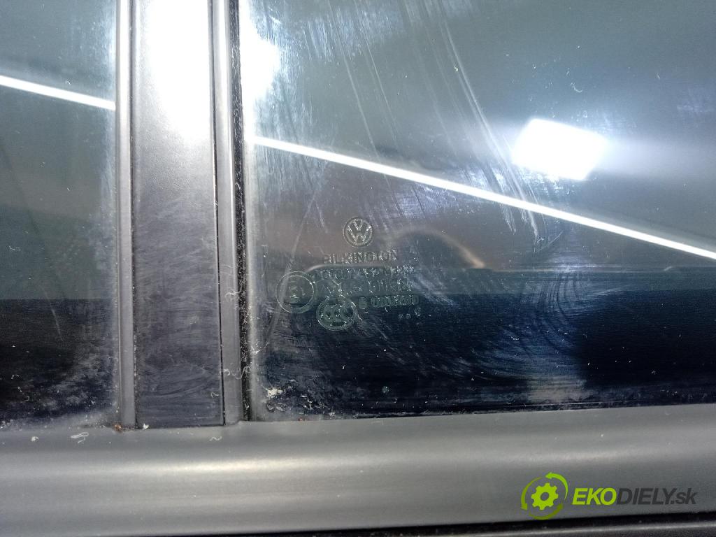 Vw Touran 2007 dvere zad pravé
