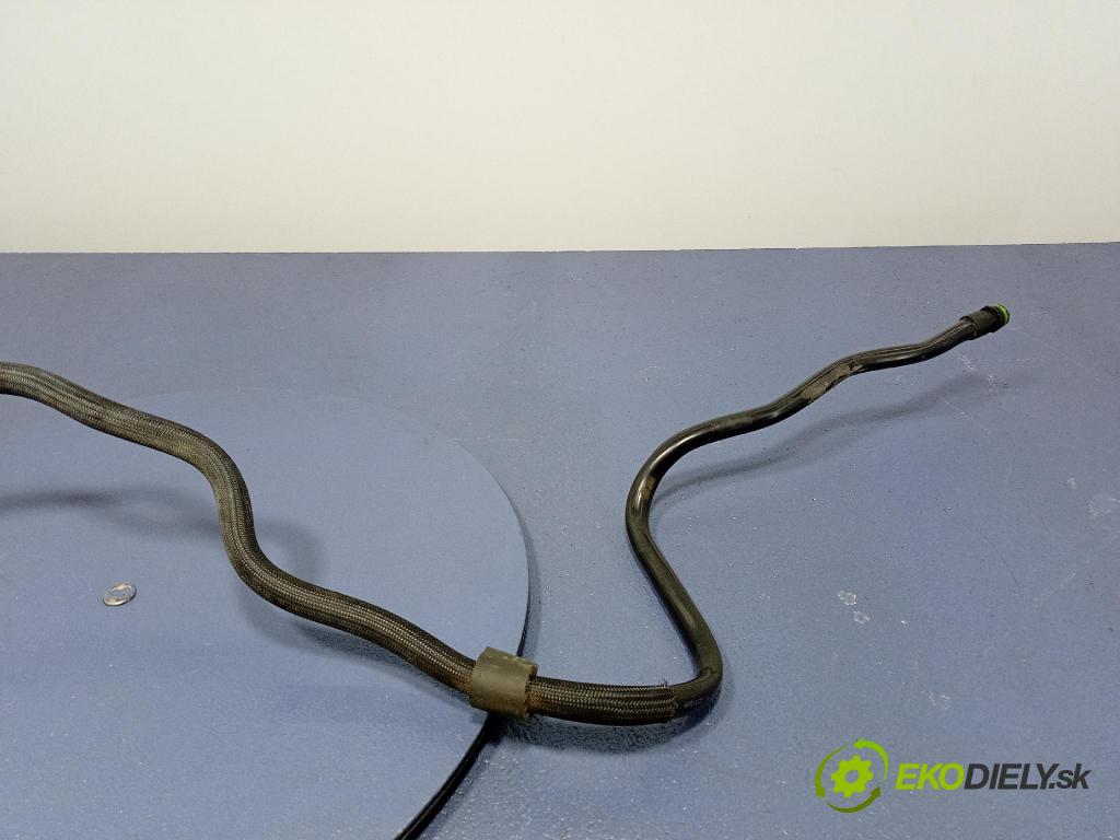 Bmw Seria 3 0 rúrka Olej 8654911