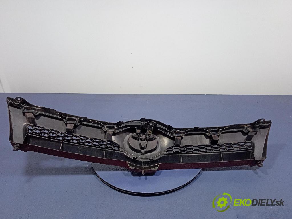 Toyota Corolla verso 2004 mřížka / Gril: 53111-0F010