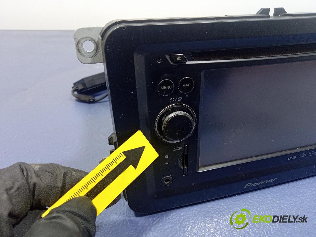 Vw Passat 2005 Radio I Navigace: AVIC-F9110BT