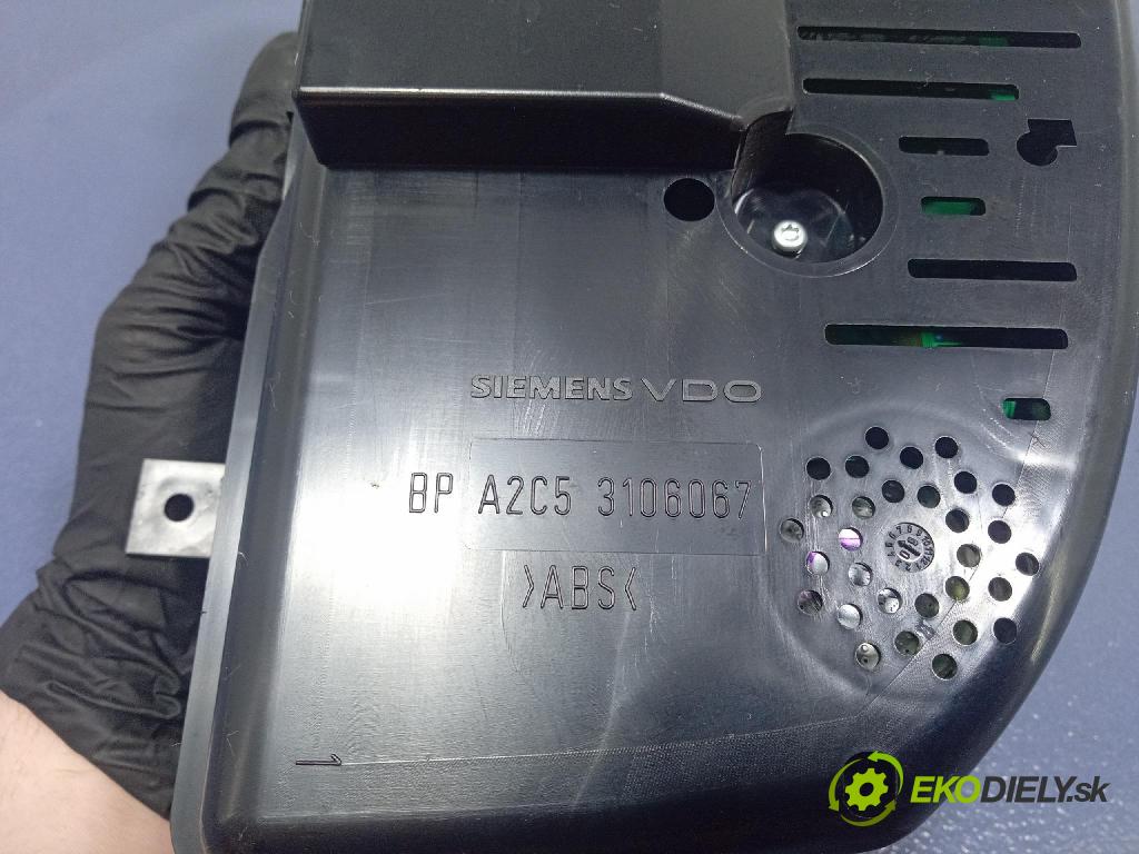 Vw Passat 2005 Přístrojová deska A2C53106067