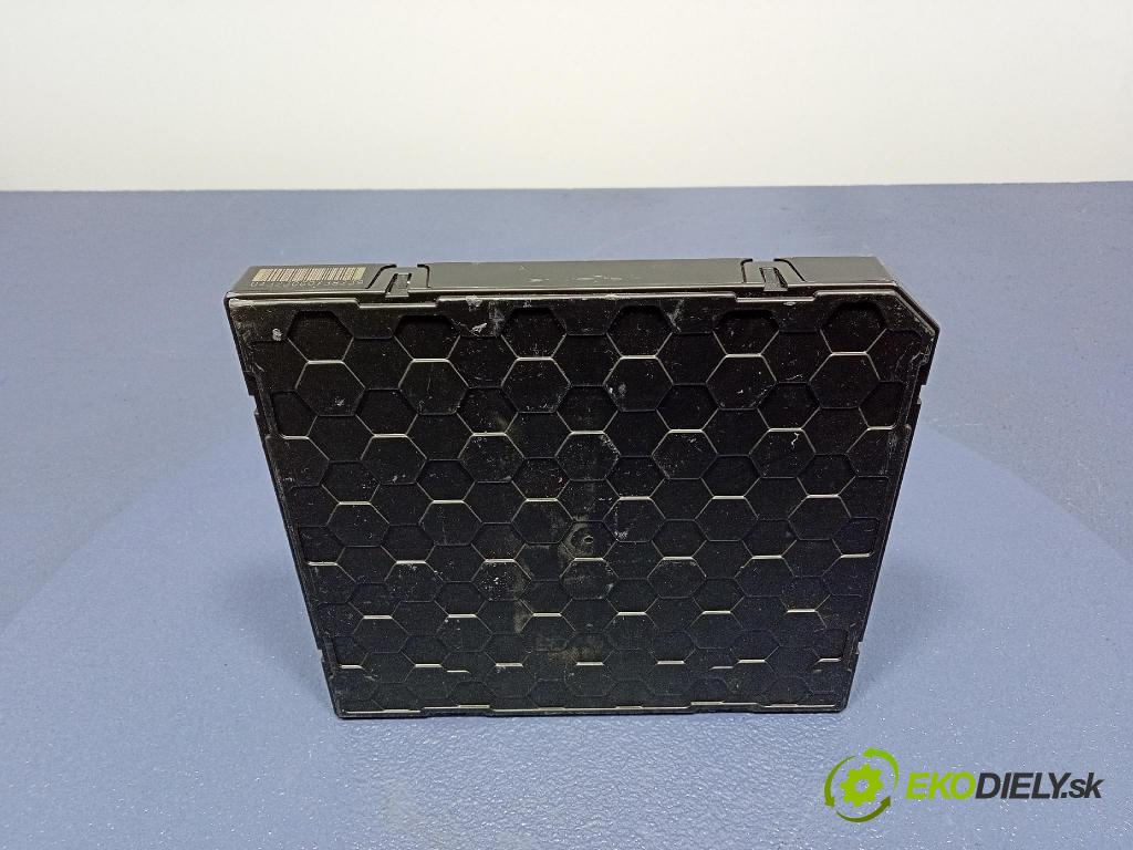 Vw Arteon 2024 řídící jednotka Komfortu 5Q0937086CJ