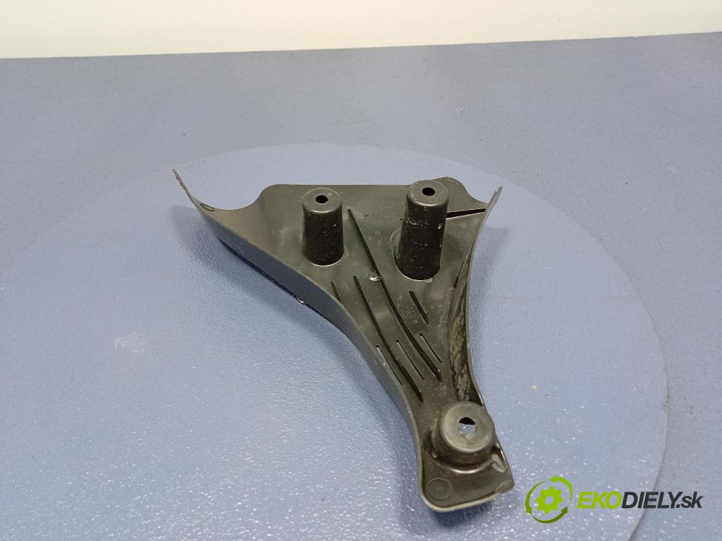 Bmw Ix2 2025 kryt Plast: podvozek: 6897720