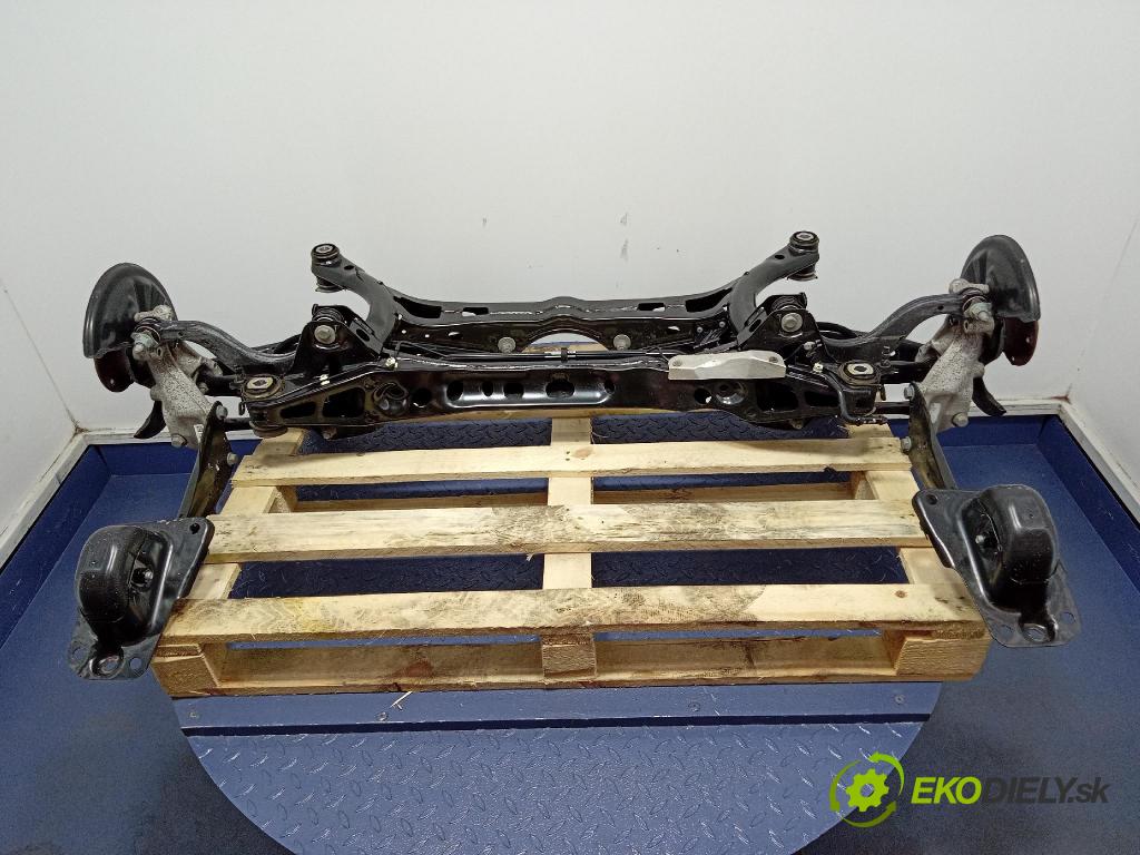 Vw Arteon 2024 výstuha Pozastavenia: zad 3Q0505447B