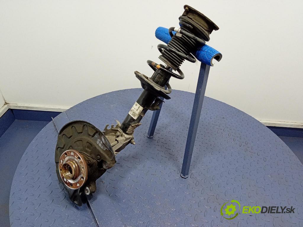 Vw Arteon 2024 (McPerson:): v pravo: 3Q0413031CM