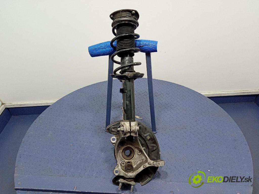 Vw Arteon 2024 (McPerson:): v pravo: 3Q0413031CM