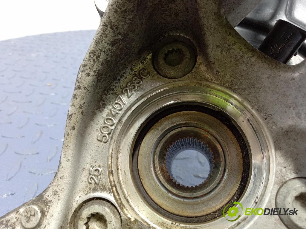 Vw Arteon 2024 (McPerson:): v pravo: 3Q0413031CM