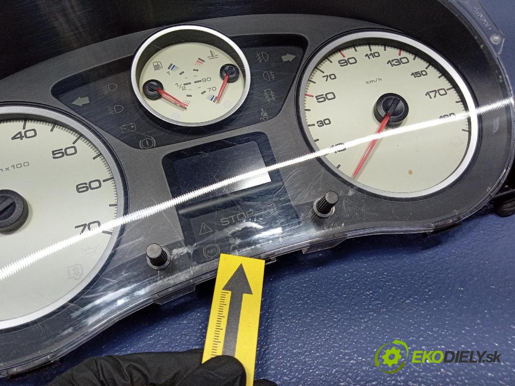 Peugeot Expert 2009 Přístrojová deska 9665155180