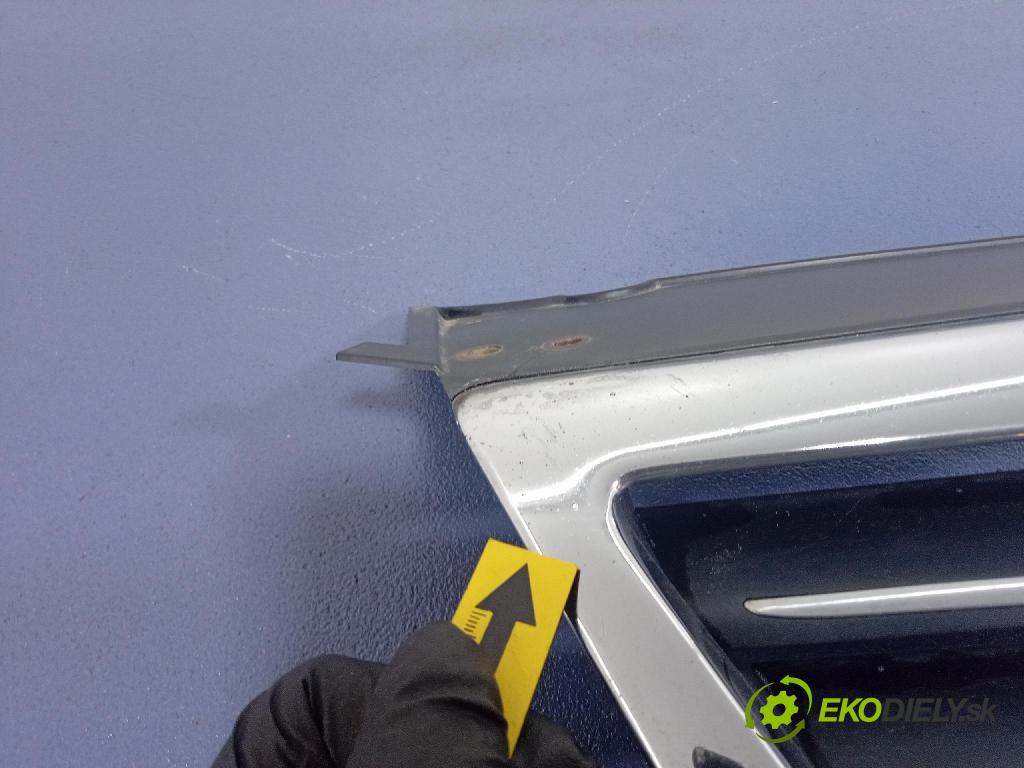 Vw Passat 2005 mřížka / Gril: 3C0853651D