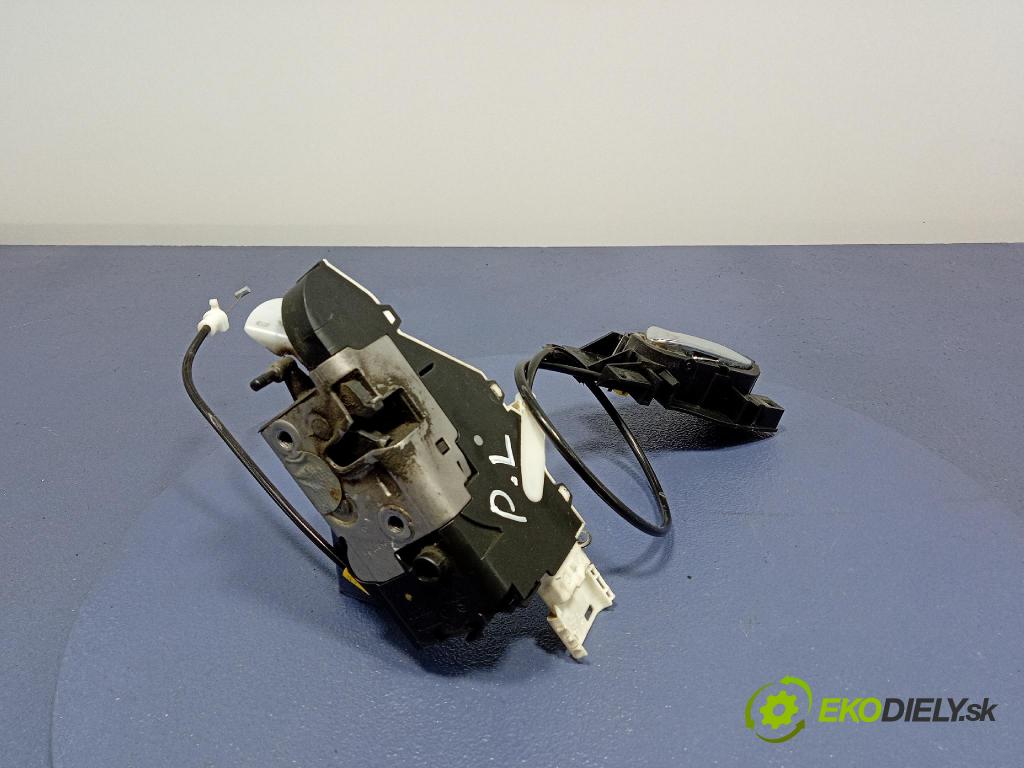 Peugeot Expert 2009 zámek dveře před Levý: 9681335380