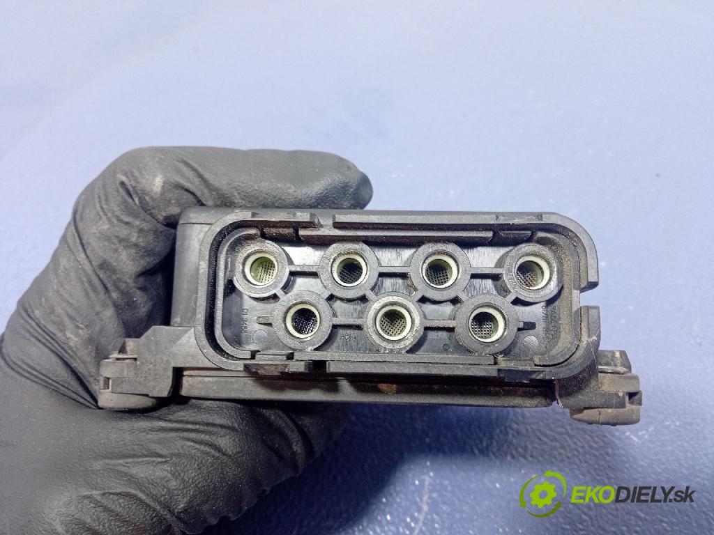 Vw Passat 2005 ventil Vákuum: 3C0906625