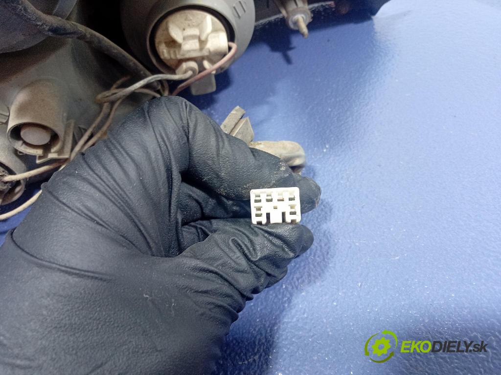 Hyundai Coupe 2003 svetlo / reflektor zad Prava: Vonkajsia: 92402-2C0