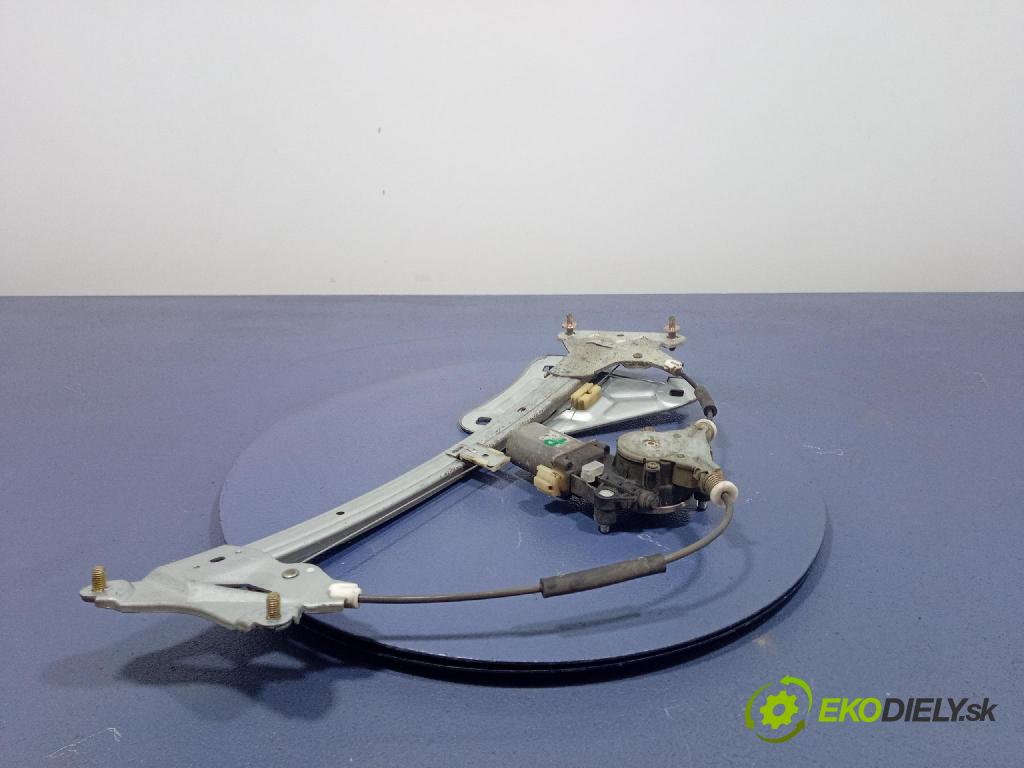 Hyundai Coupe 2003 mechanismus stahování Sklenka: před v pravo: