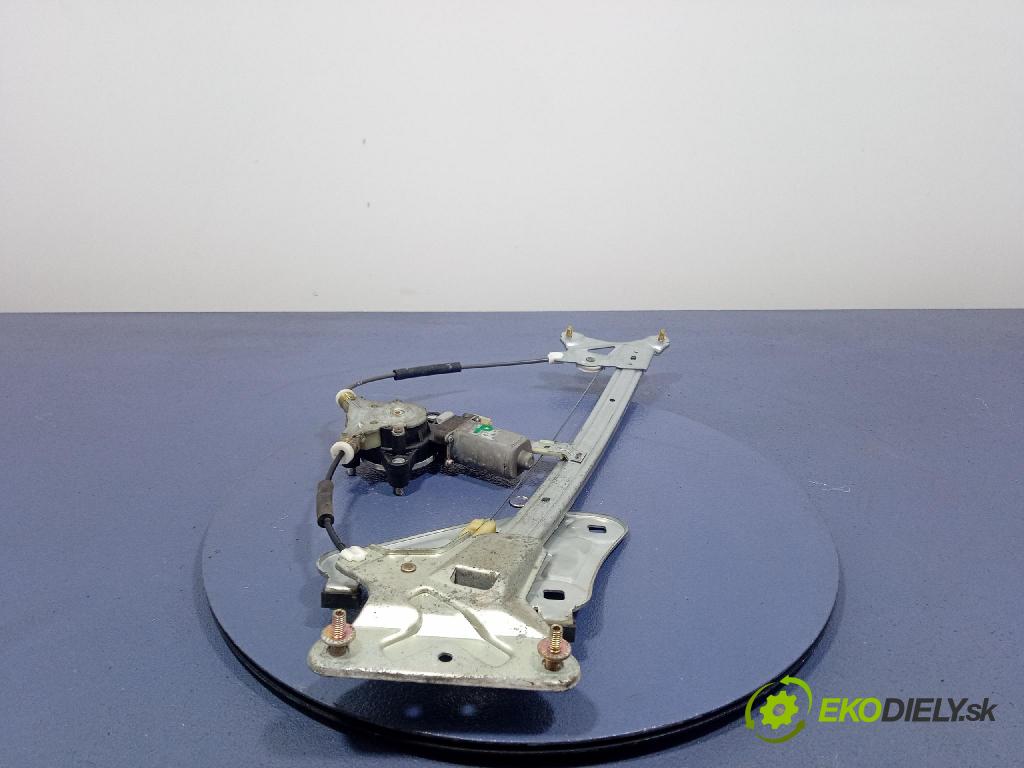 Hyundai Coupe 2003 mechanismus stahování Sklenka: před v pravo: