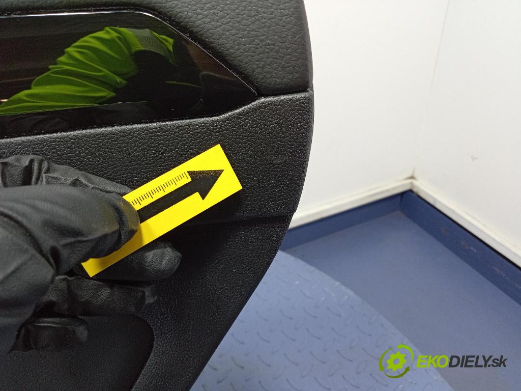 Vw Arteon 2024 Tapacír: dveře Zad: Práva: 3G8868116B