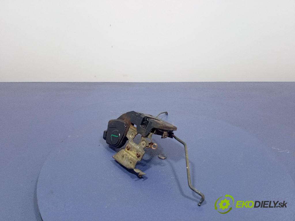 Hyundai Coupe 2003 zámek dveře před Levý: