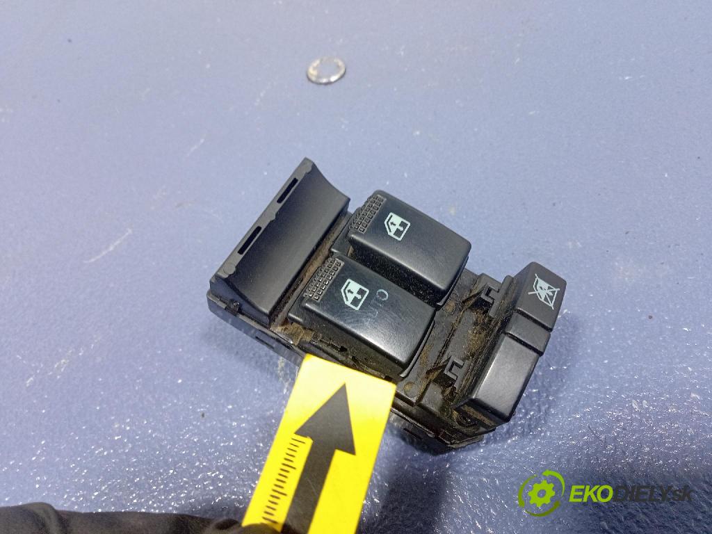 Hyundai Coupe 2003 Přepínač Sklenka: 93570-2C500