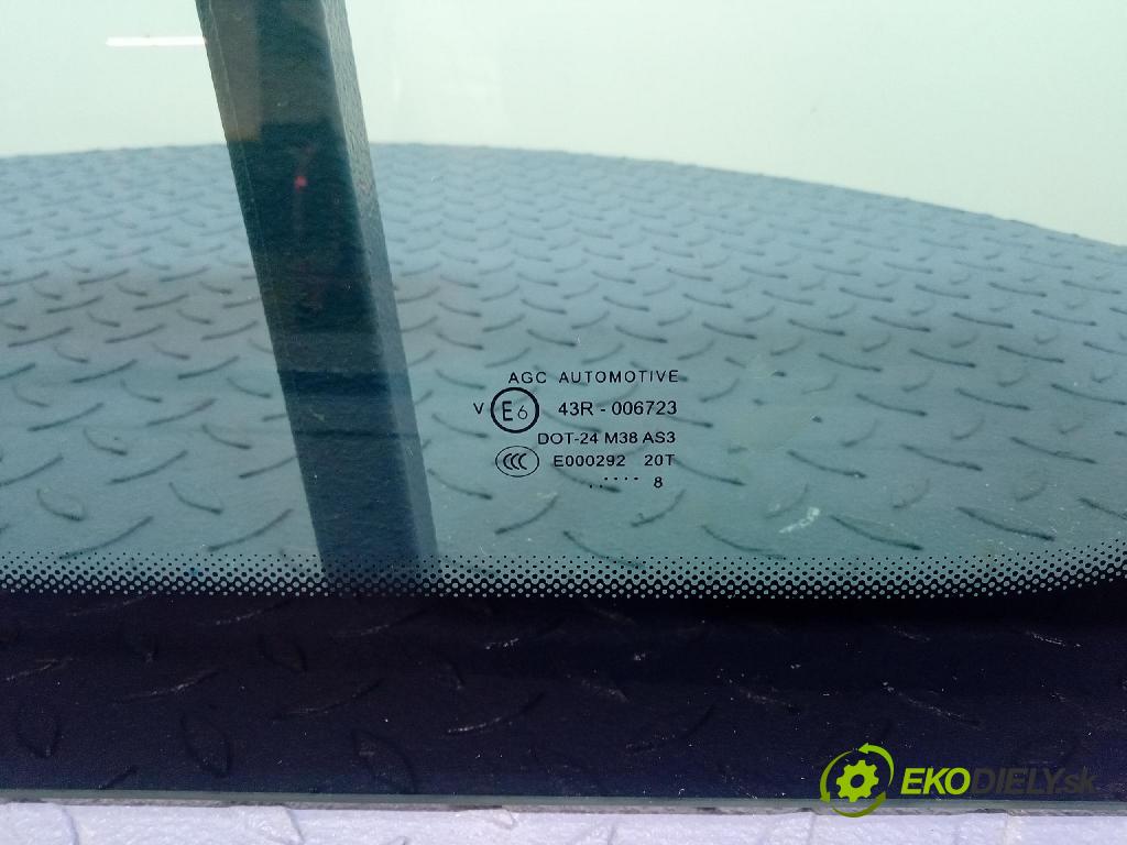 Peugeot Expert 2009 sklo Karosérie: Zad: