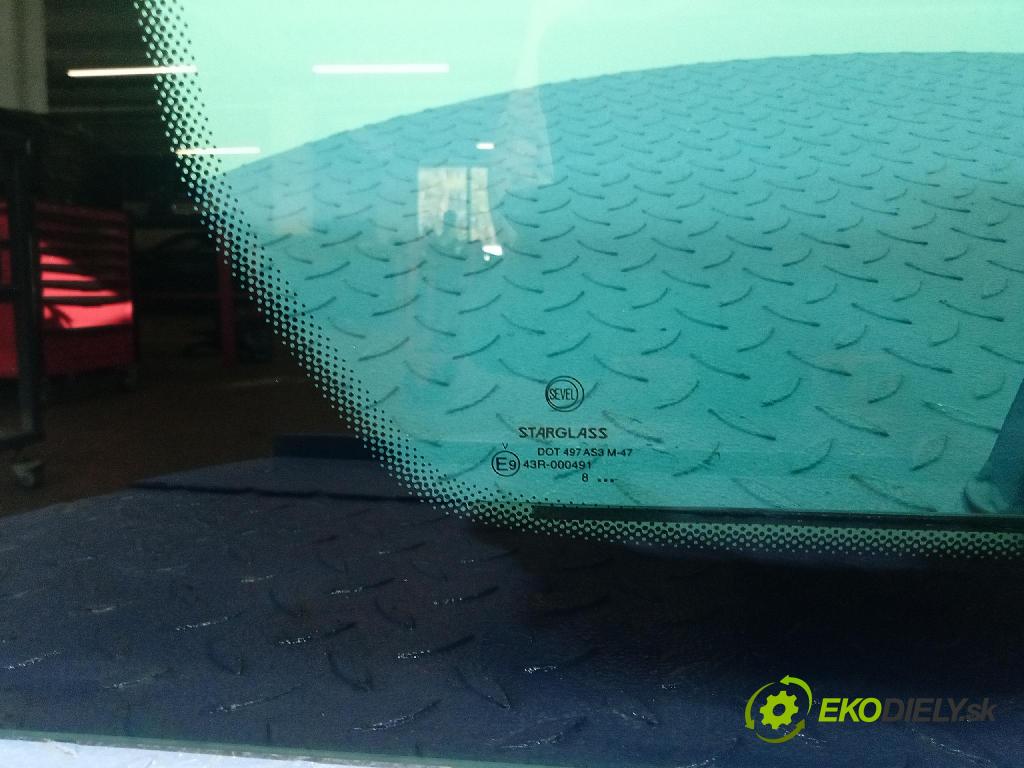 Peugeot Expert 2009 sklo dveře Zad: Práva: