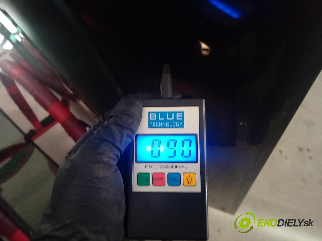 Peugeot Expert 2009 dveře Postranní Posuvné: Vlevo, odjet: 