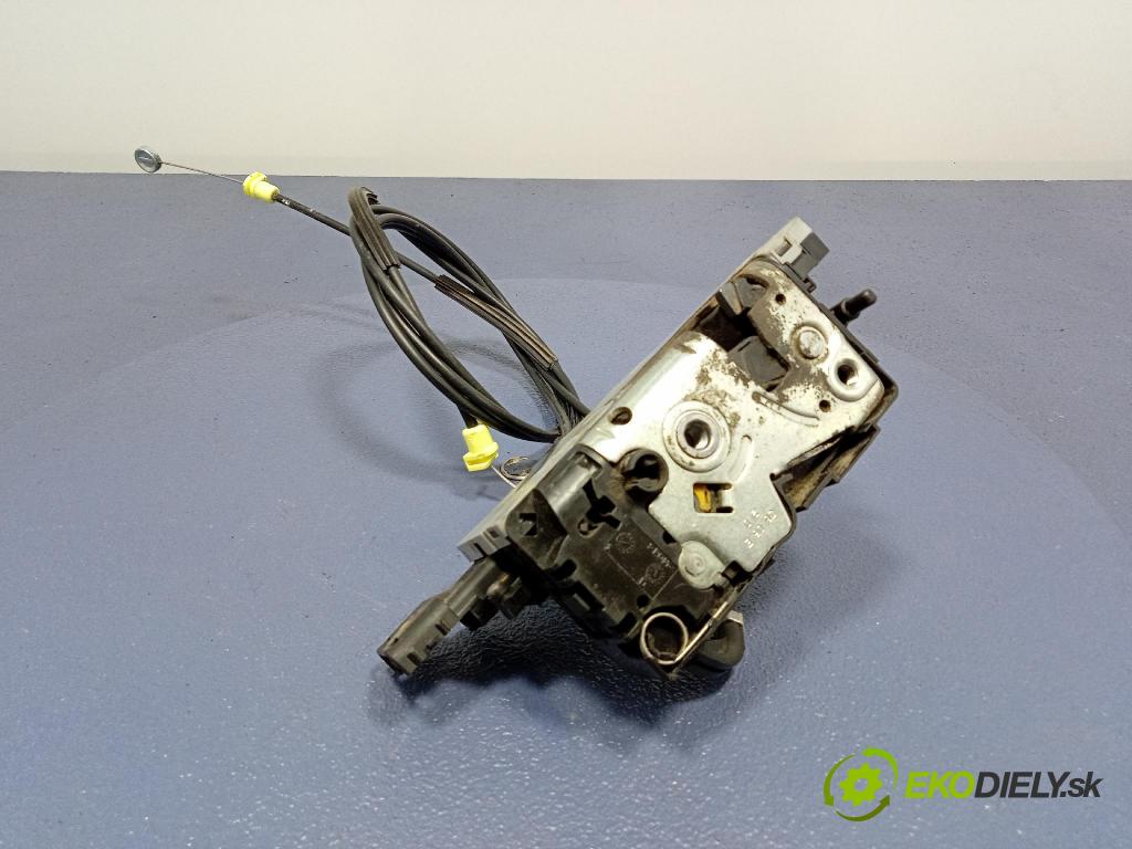 Peugeot Expert 2009 zámek dveře Zad: v pravo: 24099158